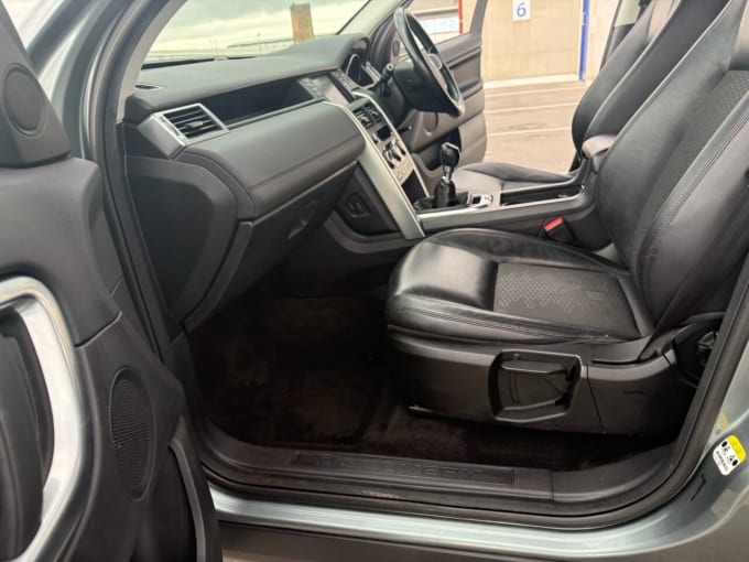 2025 Land Rover Discovery Sport