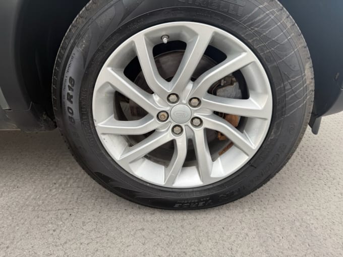 2025 Land Rover Discovery Sport