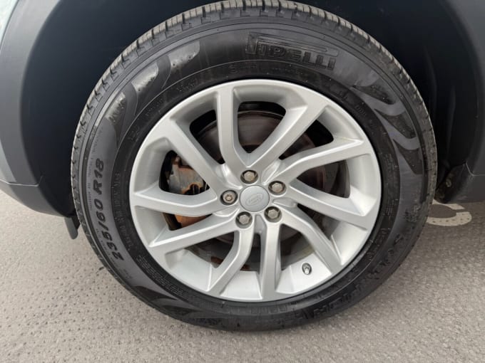 2025 Land Rover Discovery Sport