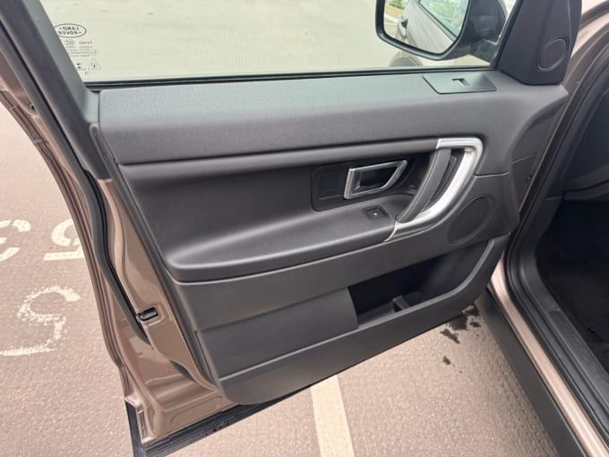 2025 Land Rover Discovery Sport