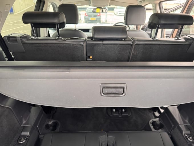 2025 Land Rover Discovery Sport