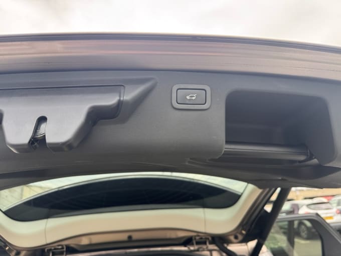 2025 Land Rover Discovery Sport