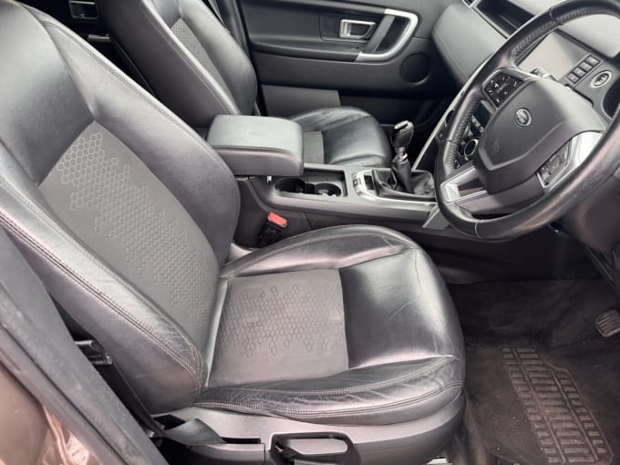 2025 Land Rover Discovery Sport