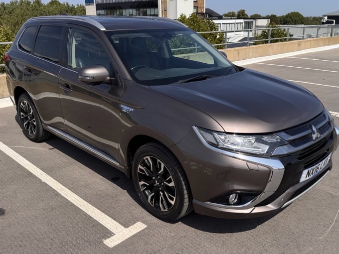 2025 Mitsubishi Outlander