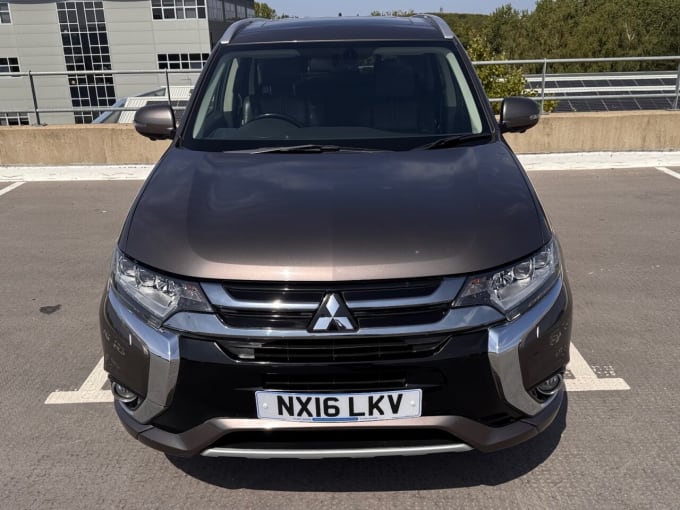 2025 Mitsubishi Outlander