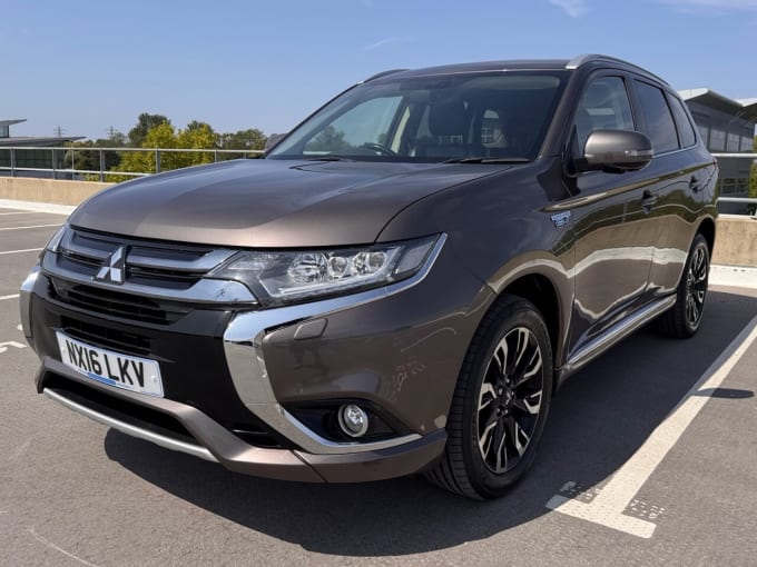 2025 Mitsubishi Outlander