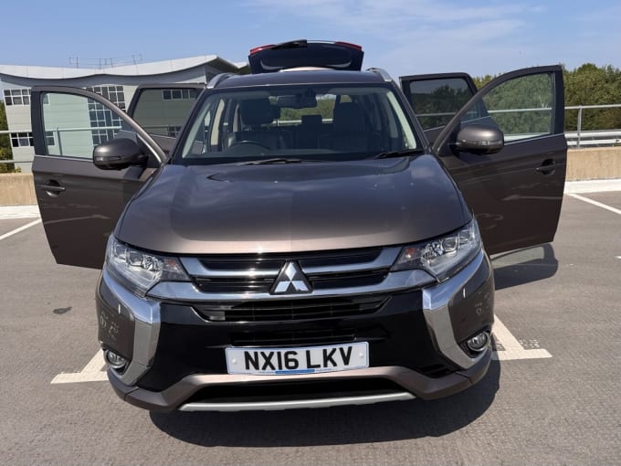 2025 Mitsubishi Outlander