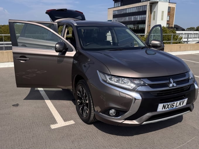 2025 Mitsubishi Outlander