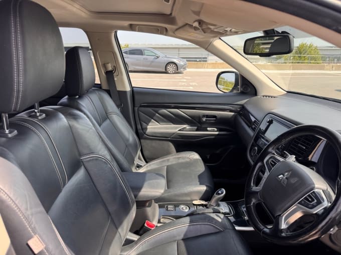 2025 Mitsubishi Outlander
