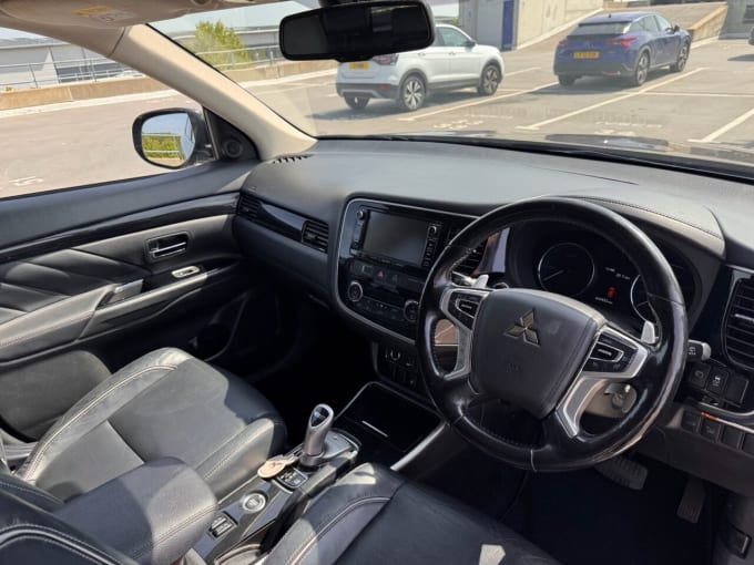 2025 Mitsubishi Outlander