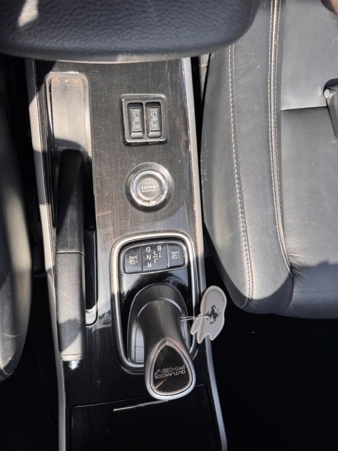 2025 Mitsubishi Outlander