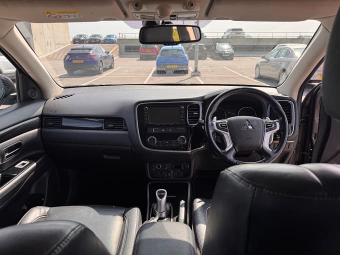 2025 Mitsubishi Outlander