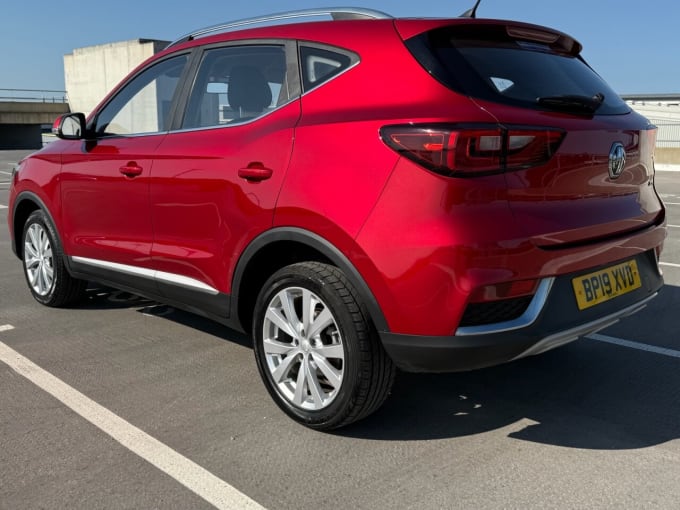 2025 Mg Mg Zs