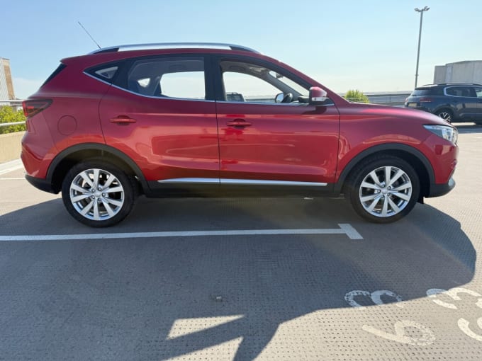 2025 Mg Mg Zs