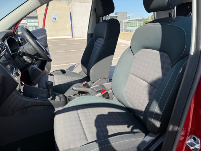 2025 Mg Mg Zs