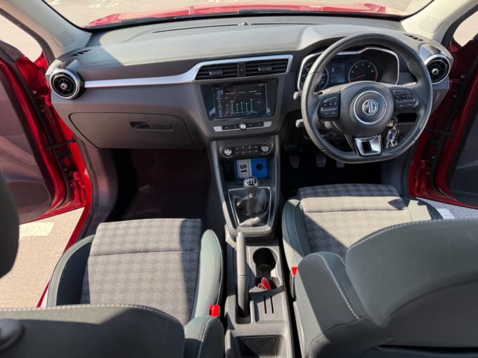 2025 Mg Mg Zs