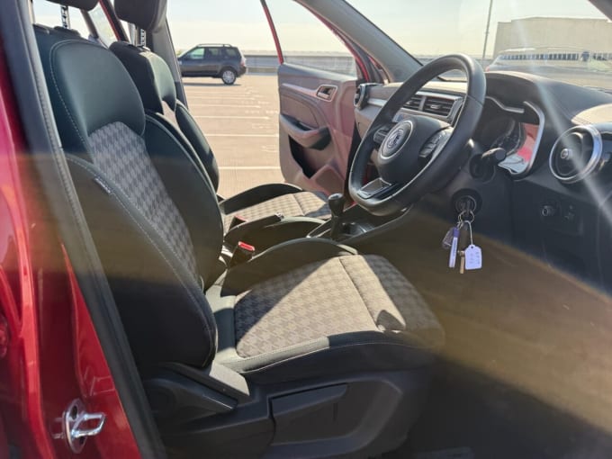 2025 Mg Mg Zs