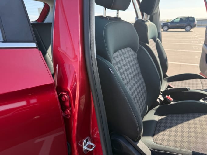 2025 Mg Mg Zs