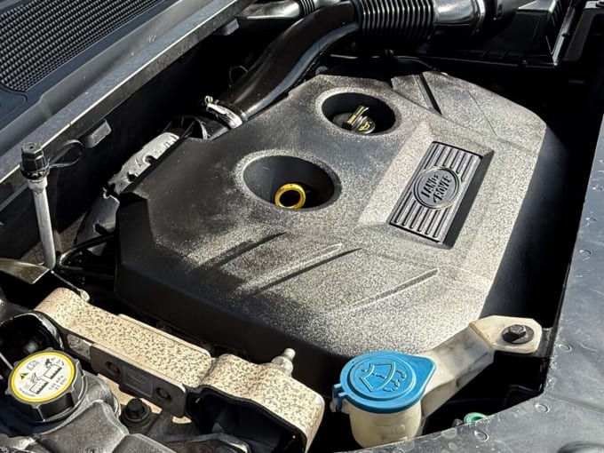 2025 Land Rover Range Rover Evoque