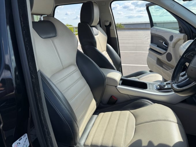 2025 Land Rover Range Rover Evoque