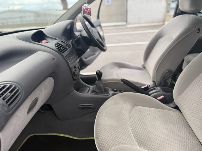 2025 Peugeot 206