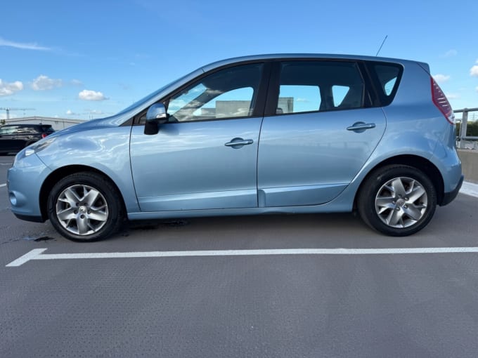 2011 Renault Scenic