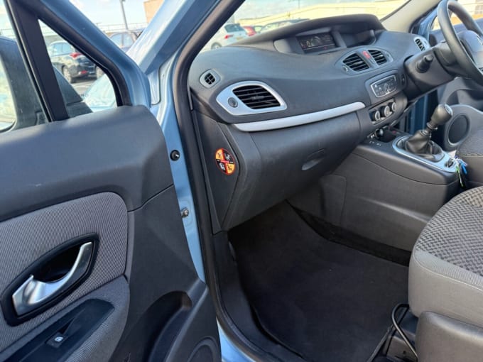 2011 Renault Scenic