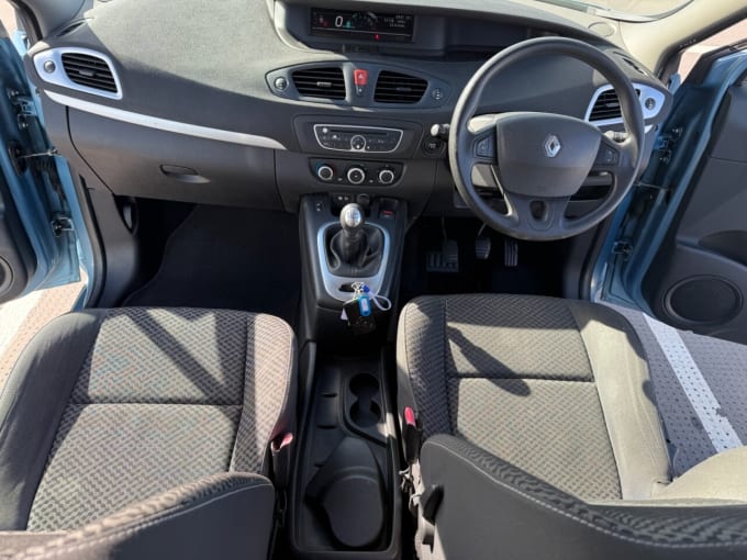 2011 Renault Scenic
