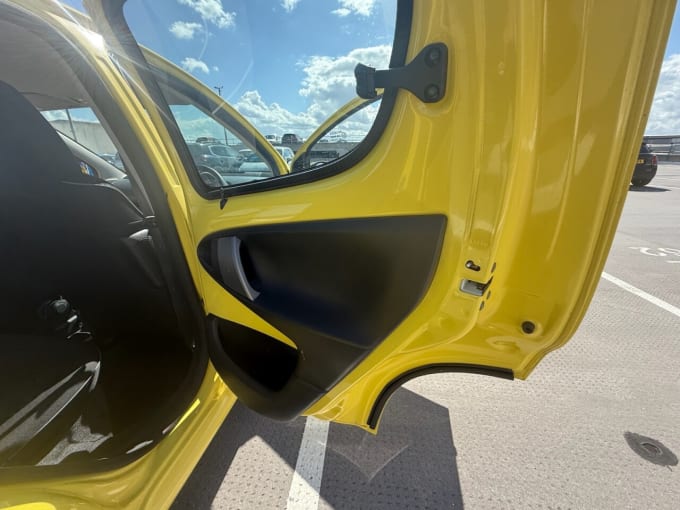 2013 Peugeot 107
