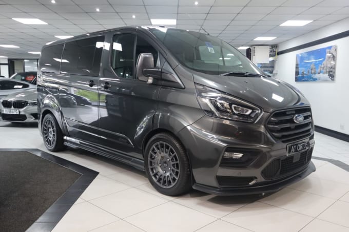 2024 Ford Transit Custom