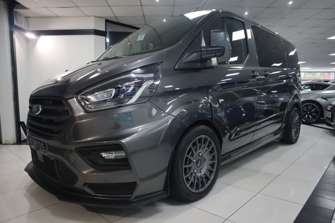 2024 Ford Transit Custom