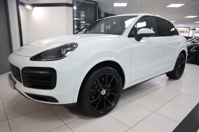 2024 Porsche Cayenne