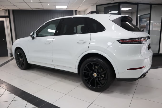 2024 Porsche Cayenne