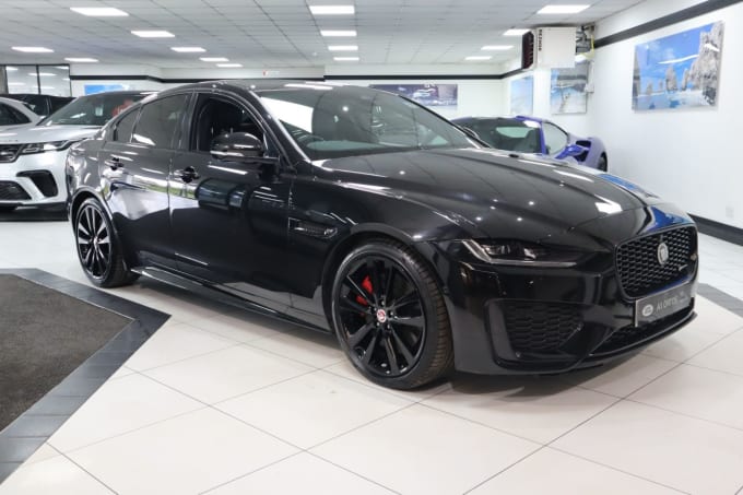 2024 Jaguar Xe