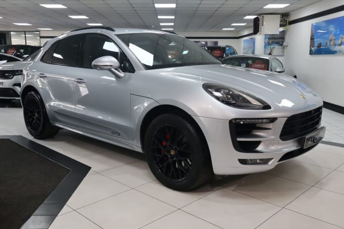 2024 Porsche Macan