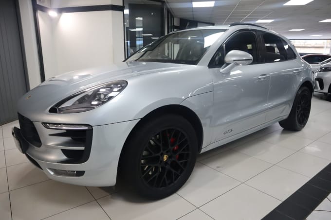 2024 Porsche Macan