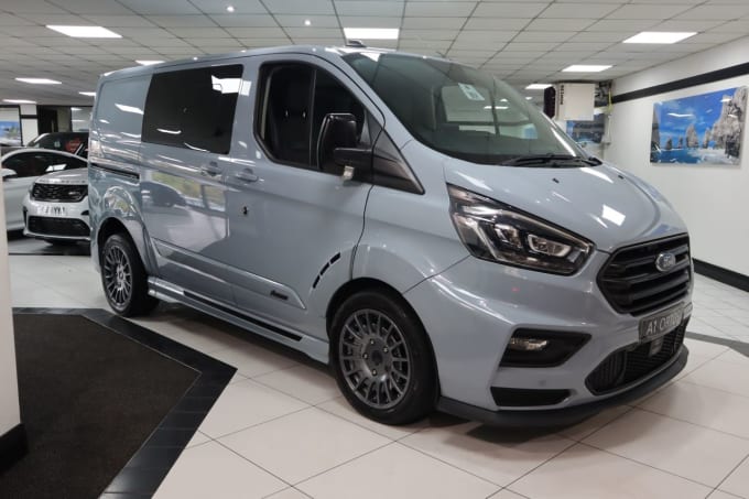 2024 Ford Transit Custom