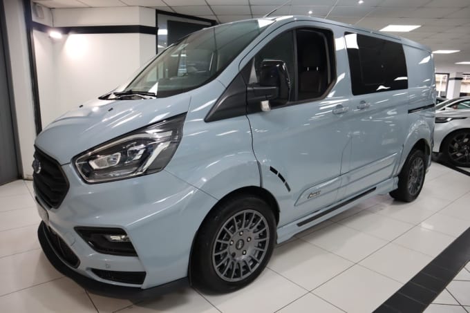 2024 Ford Transit Custom