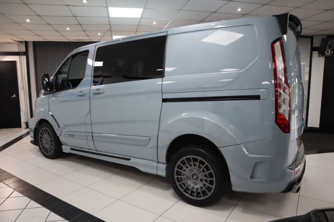 2024 Ford Transit Custom