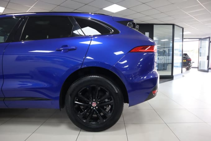 2025 Jaguar F-pace