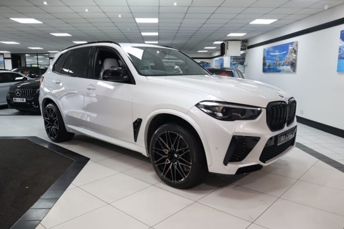 2025 BMW X5 M