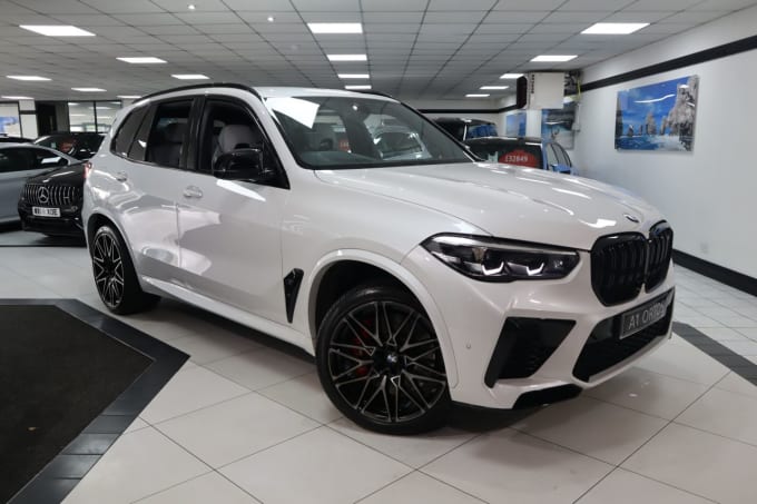 2025 BMW X5 M