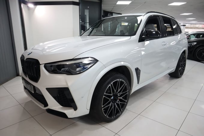 2025 BMW X5 M