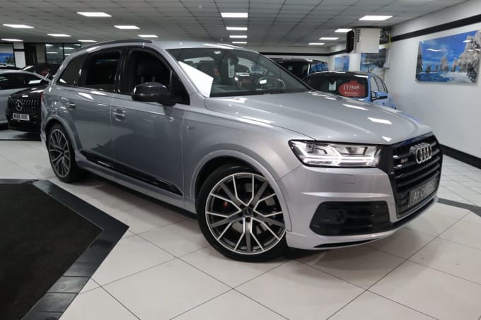 2025 Audi Sq7