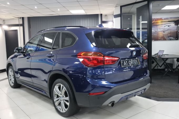 2025 BMW X1