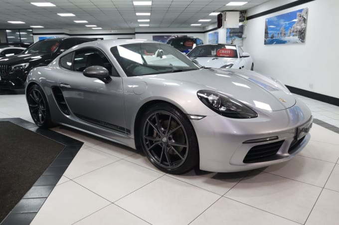 2025 Porsche 718 Cayman