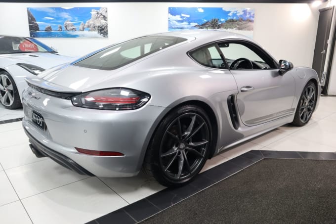 2025 Porsche 718 Cayman