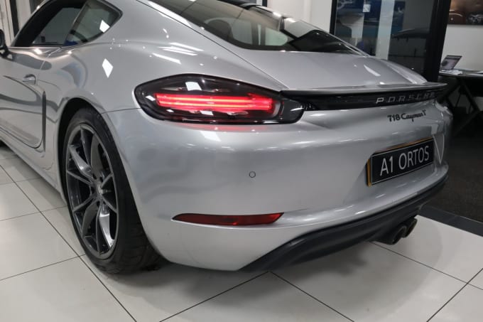 2025 Porsche 718 Cayman