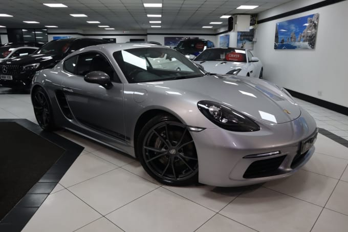 2025 Porsche 718 Cayman