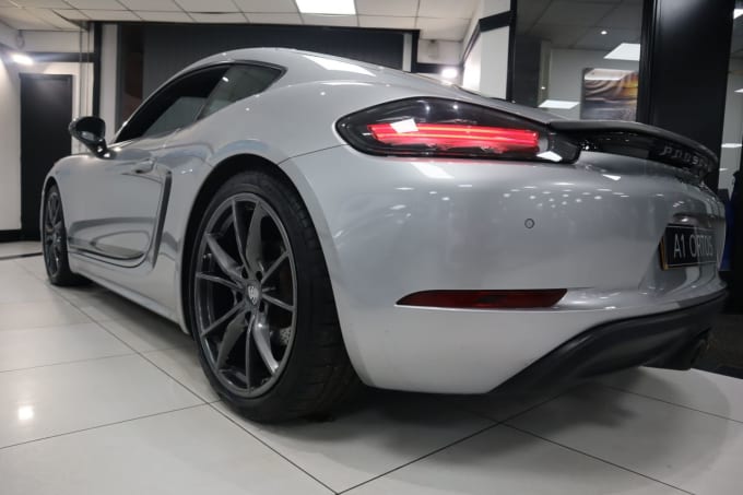 2025 Porsche 718 Cayman